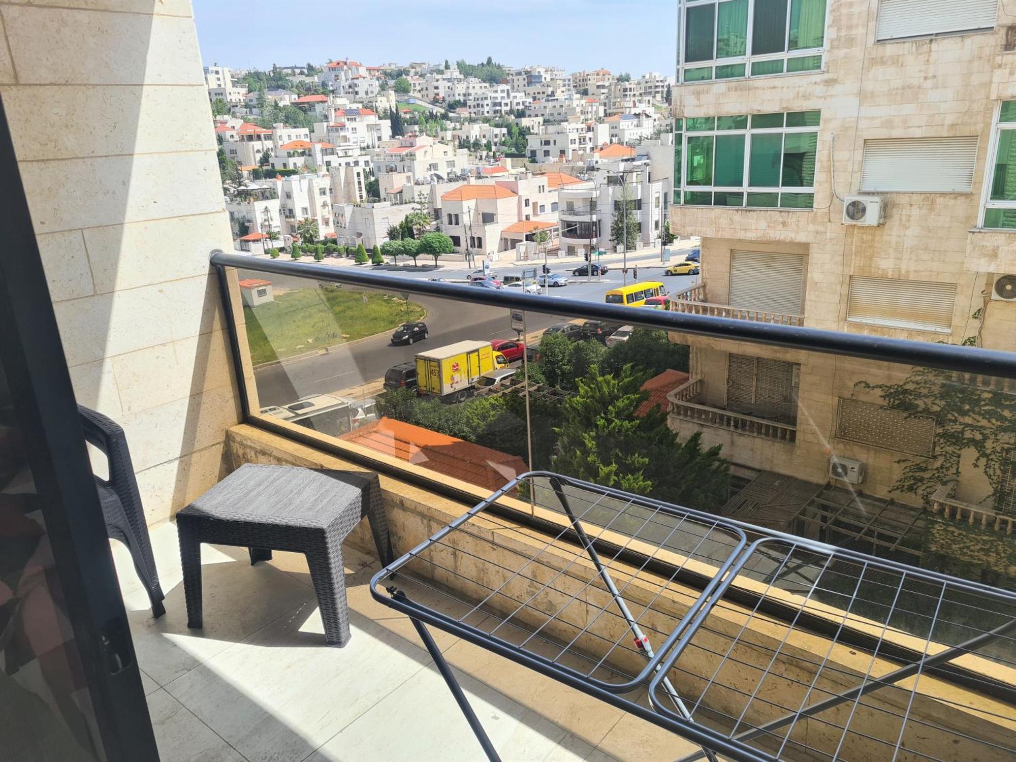 Dair Ghbar Gate Apartments Amman Extérieur photo
