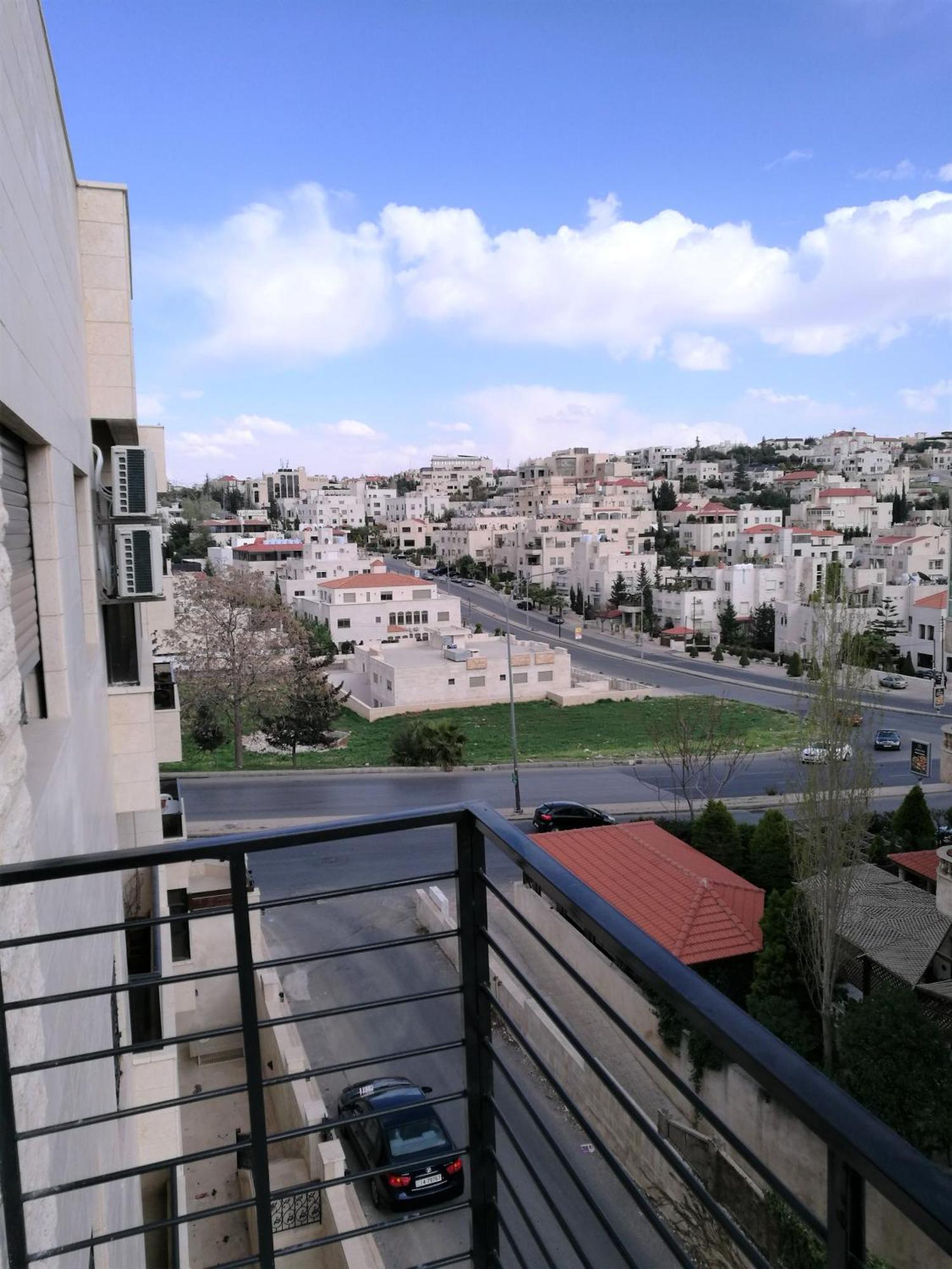 Dair Ghbar Gate Apartments Amman Extérieur photo